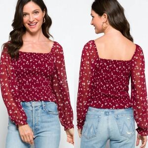 Lush‎ reyna ditzy floral smocked top on burgundy floral